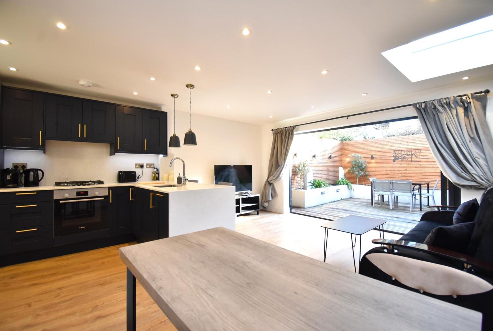 Stunning 2 Bed Appartement Londres