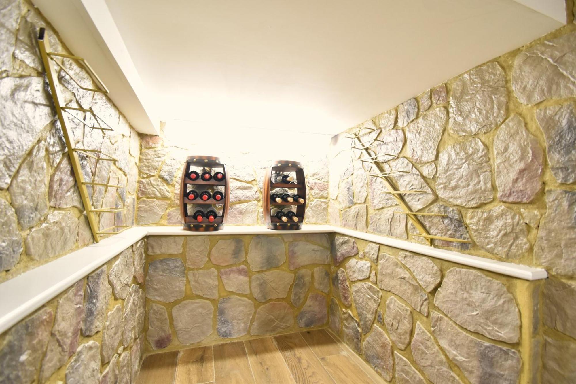 Stunning 2 Bed Appartement *